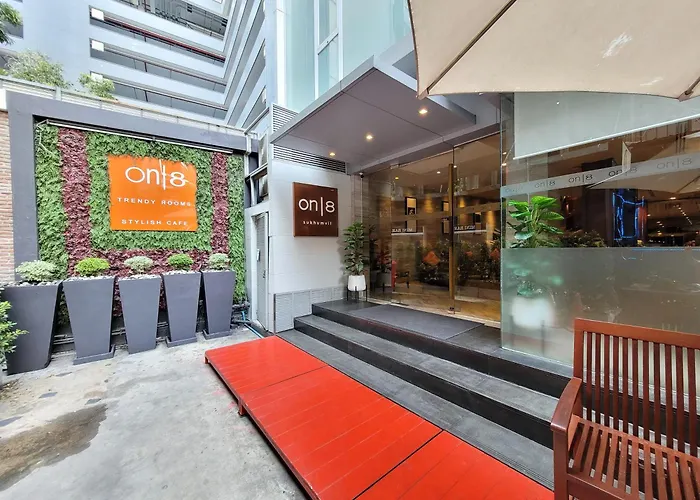 Aspira On 8 Sukhumvit Bts Nana 3*