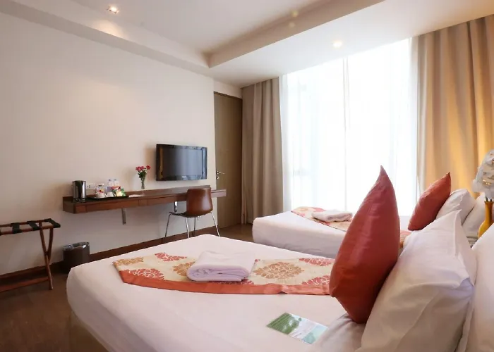 Aspira On 8 Sukhumvit Bts Nana Hotel