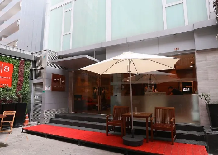 Aspira On 8 Sukhumvit Bts Nana Hotel