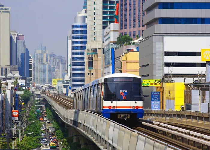 Aspira On 8 Sukhumvit Bts Nana Hotel
