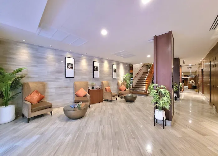 Aspira On 8 Sukhumvit Bts Nana Hotel